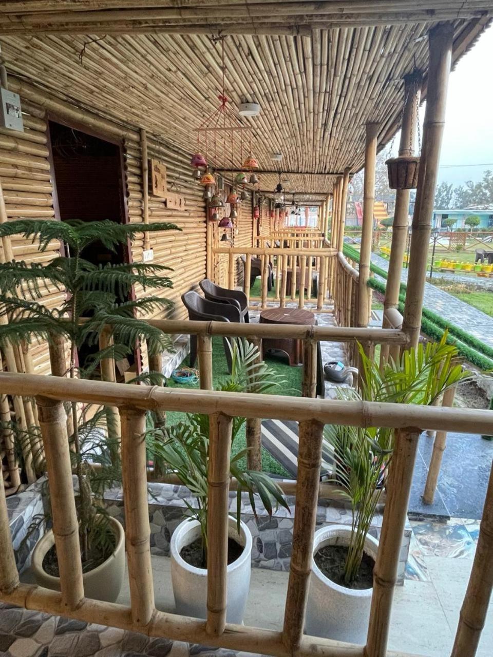 Gopika Resort Vrindavan Ngoại thất bức ảnh