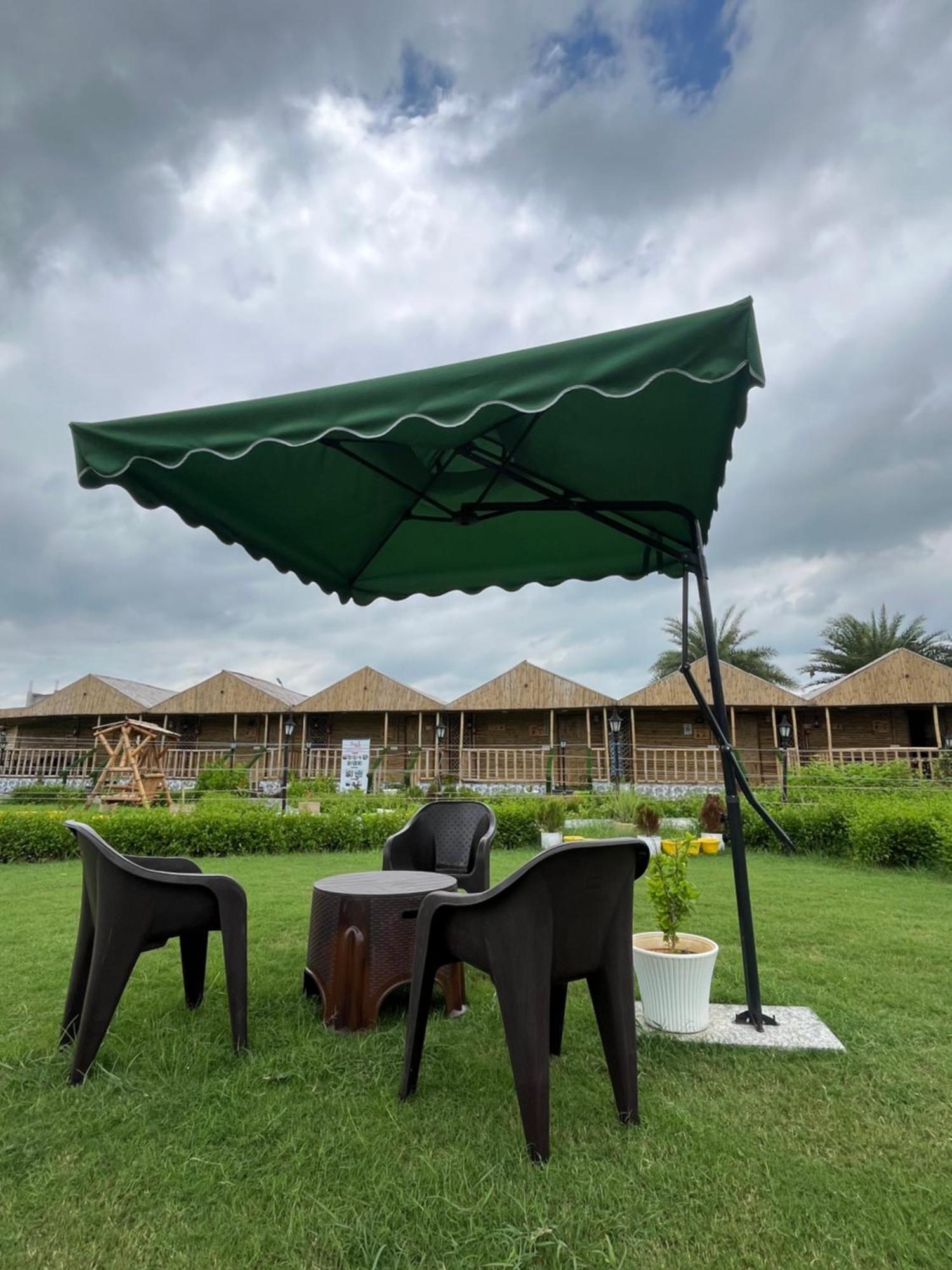 Gopika Resort Vrindavan Ngoại thất bức ảnh